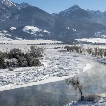 Winter storm warning issued for two states as heavy snow forecast