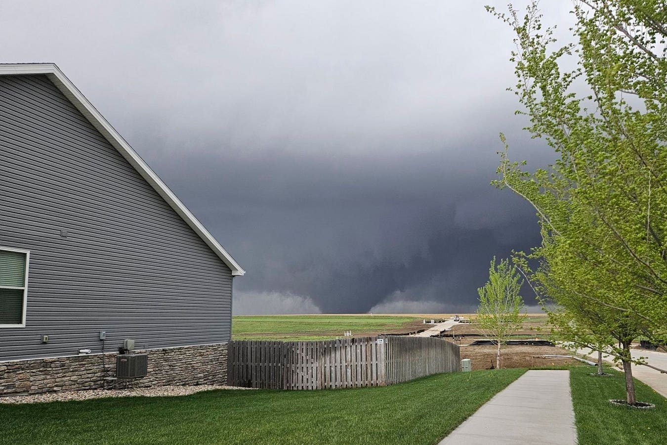 Great Plains And Midwest Prep For More Tornadoes: Here’s Where They Might Hit