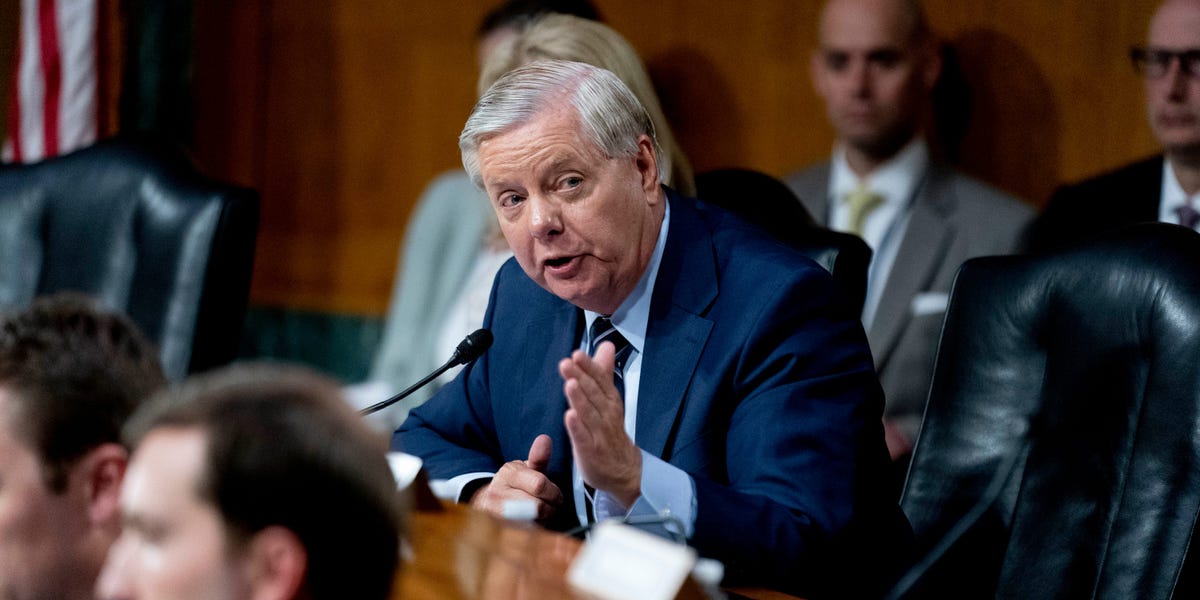 Lindsey Graham wants more bombs for Israel, saying the US was right to nuke Nagasaki and Hiroshima