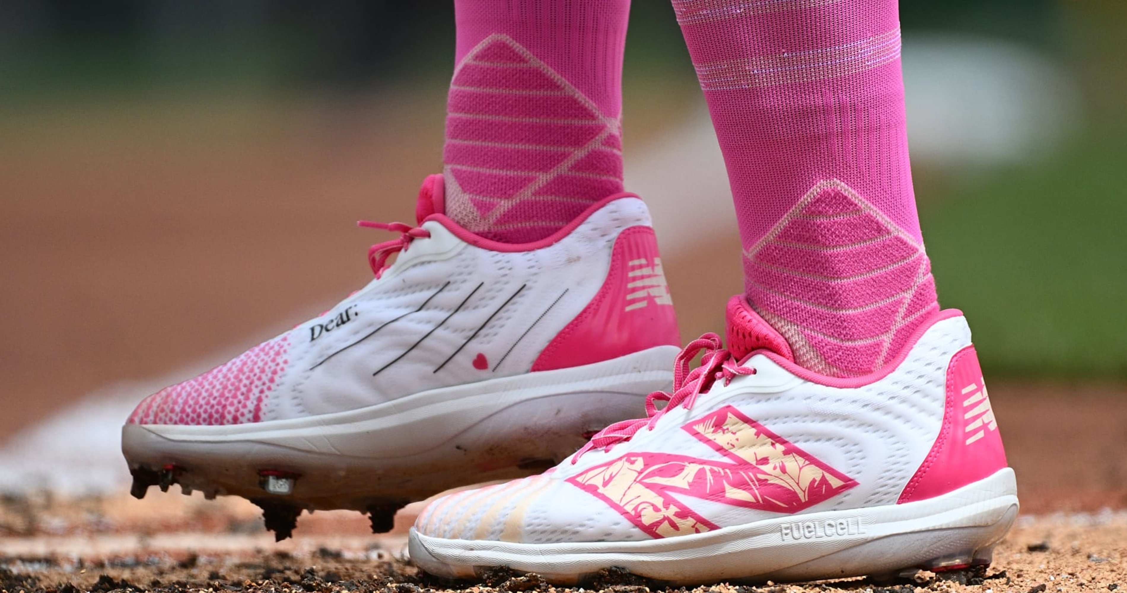 MLB Teams, Players Showcase Uniform Tributes in Photos for Mother's Day 2024