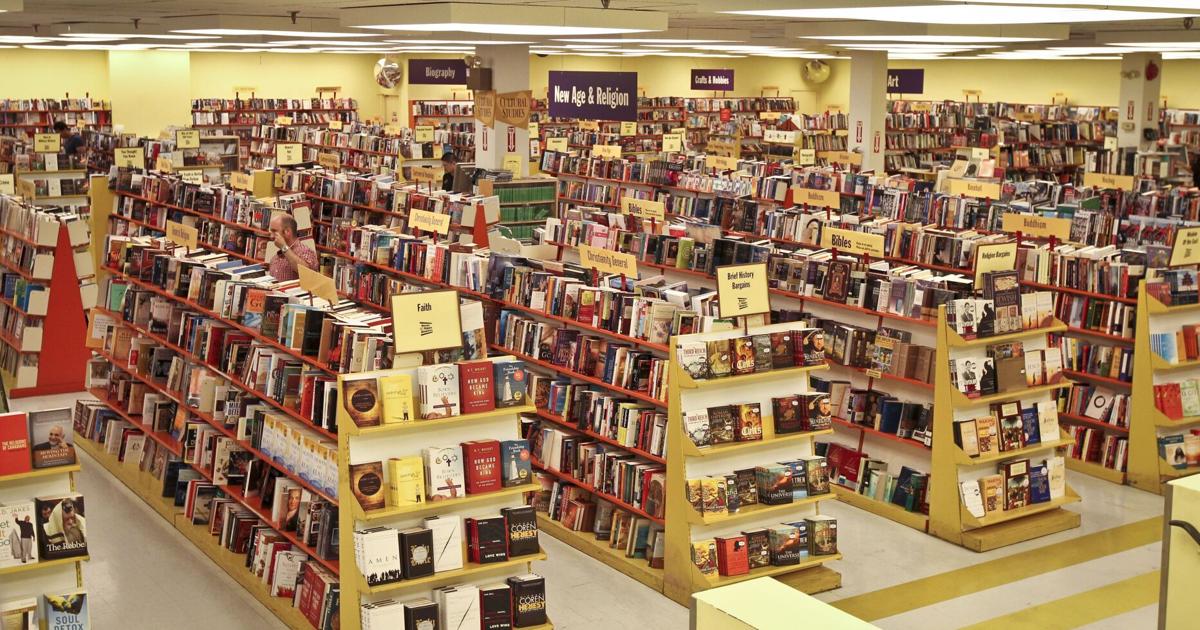 The Biggest Bookstore. 10 years after closing, it has a grip on readers