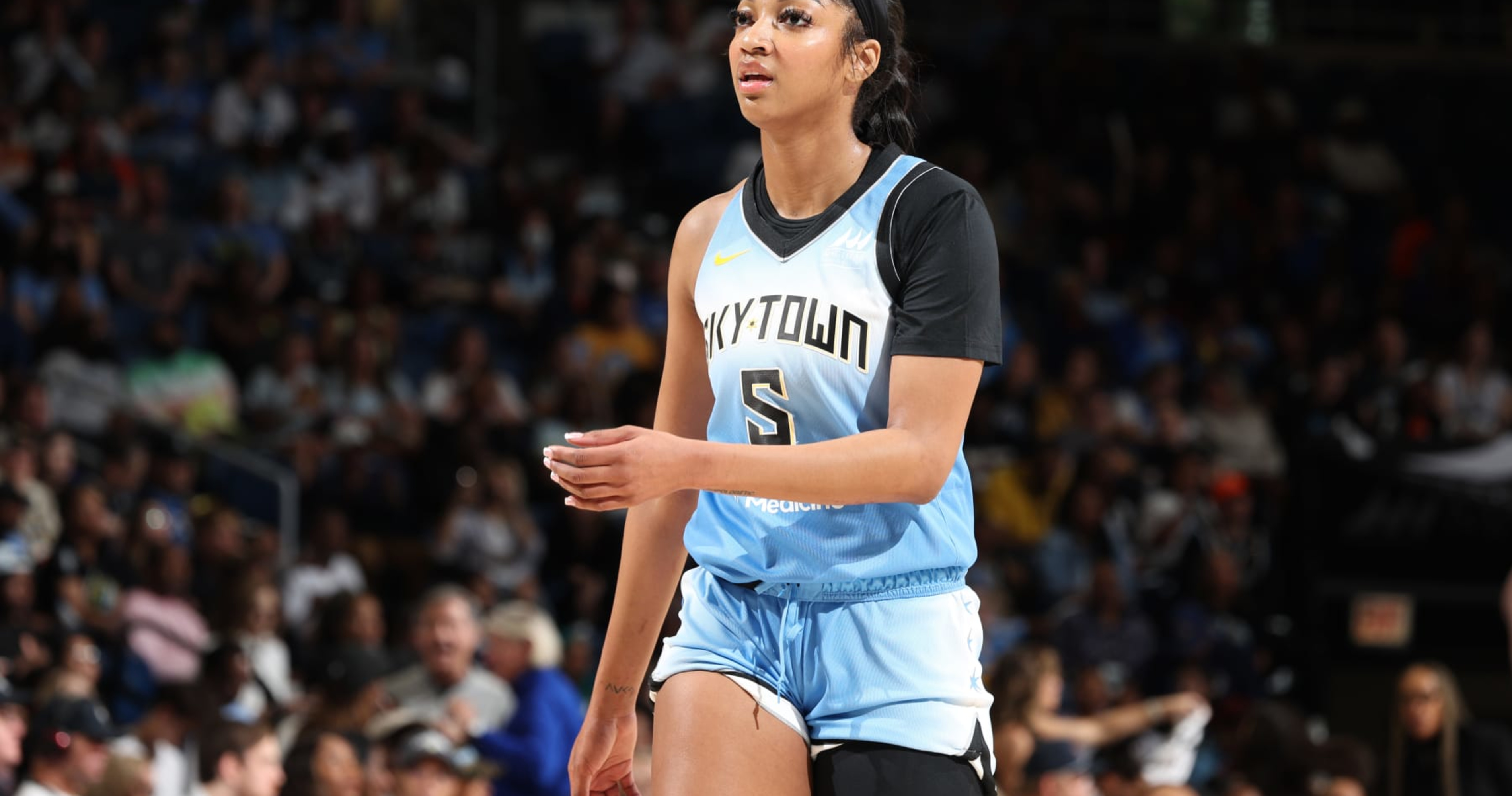 Angel Reese Draws Rave Reviews from WNBA Fans Despite Sky Loss to DeWanna Bonner, Sun