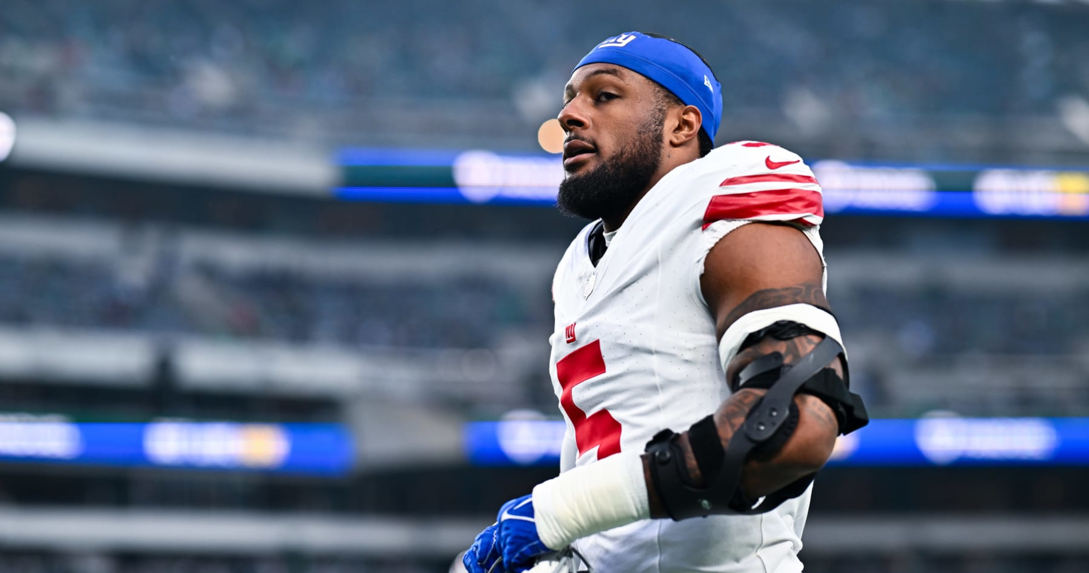 Giants' Kayvon Thibodeaux Eyes Michael Strahan's NFL Single-Season Sack Record