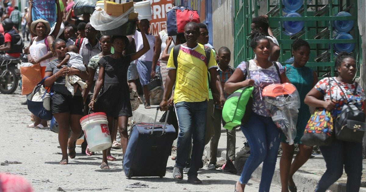 Haiti, la crisi che il mondo ignora. La “paura” della vicina Repubblica Dominicana: “Deportazioni e un muro anti-immigrazione”