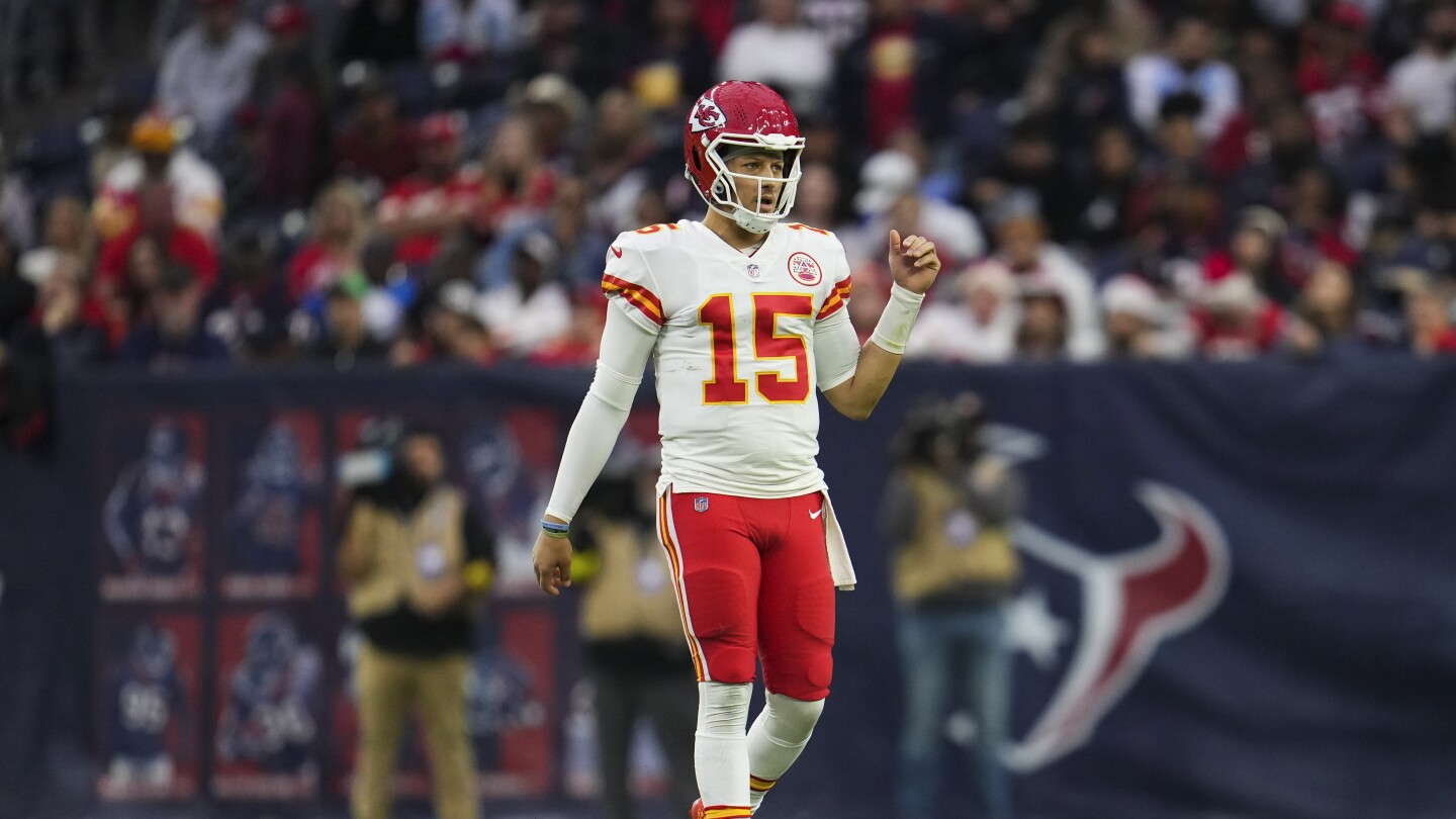 Before Christmas games, Chiefs host Texans, Ravens host Steelers on Saturday in Week 16