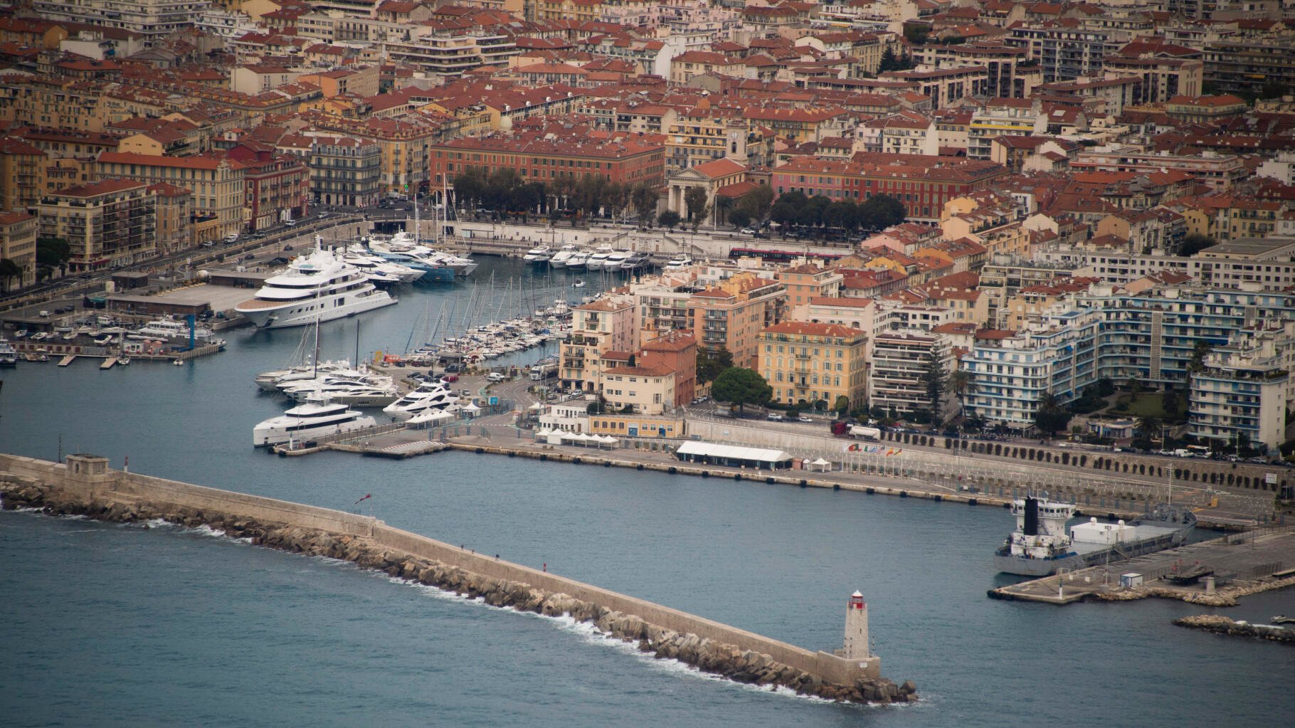 À Nice, le couvre-feu pour les moins de 13 ans entre en vigueur ce mercredi 1er mai