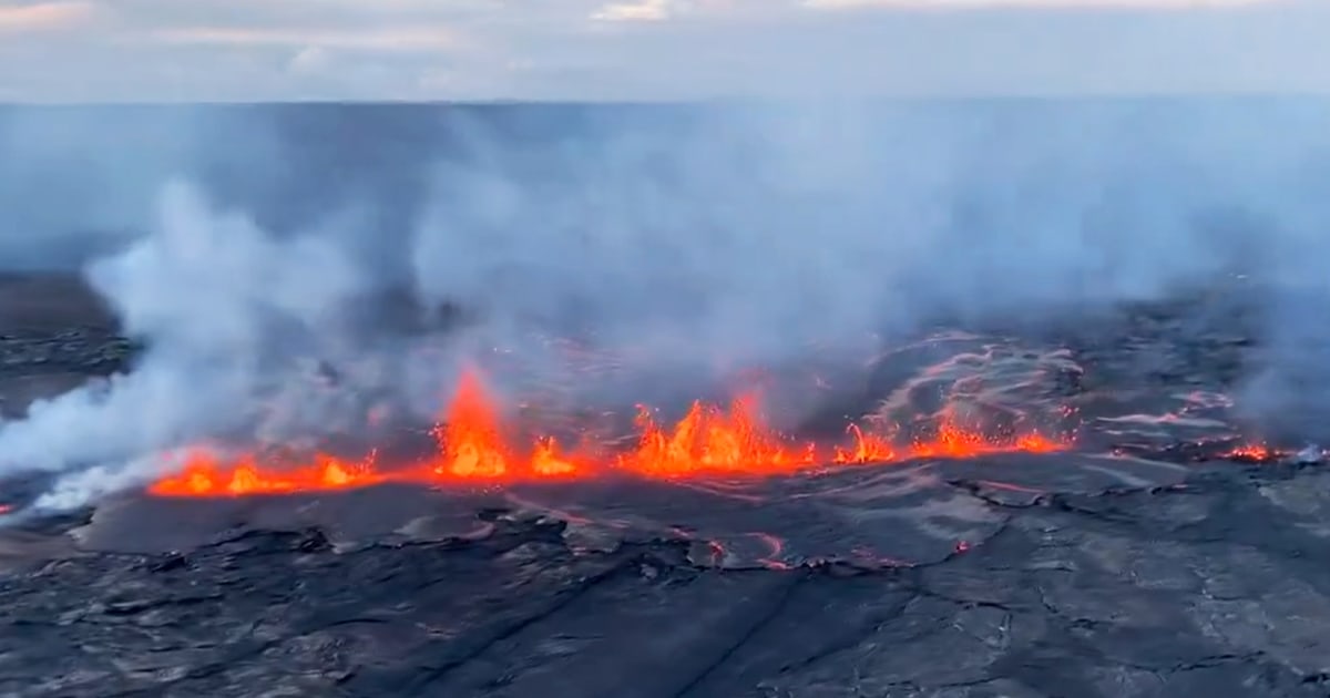 Hawaii's Kīlauea volcano erupts in a remote area, causes no disruption