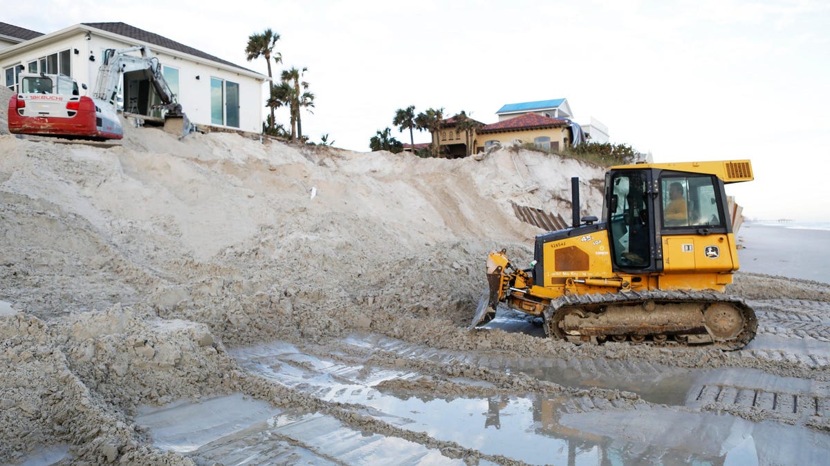 Homeowner mutiny makes Florida cities vulnerable to hurricanes