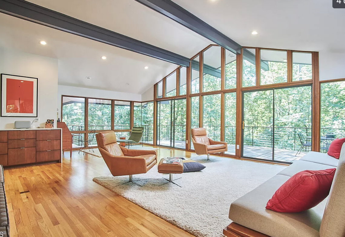 Chapel Hill mid-century modern ‘masterpiece’ for sale. Take a look inside the house.