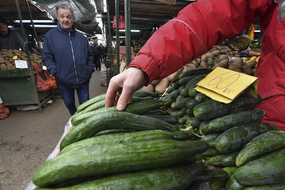 Feds investigate possible link between whole cucumbers, salmonella outbreak