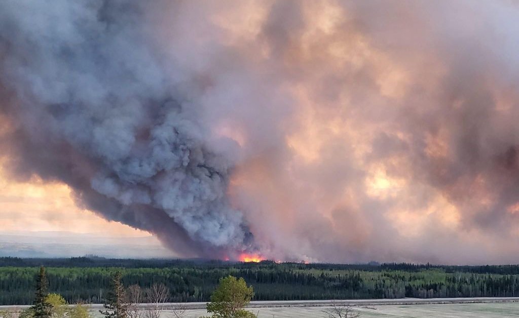 Wildfire Smoke is a ‘Public Health Threat’ That Can Have Lasting Impacts, Experts Say