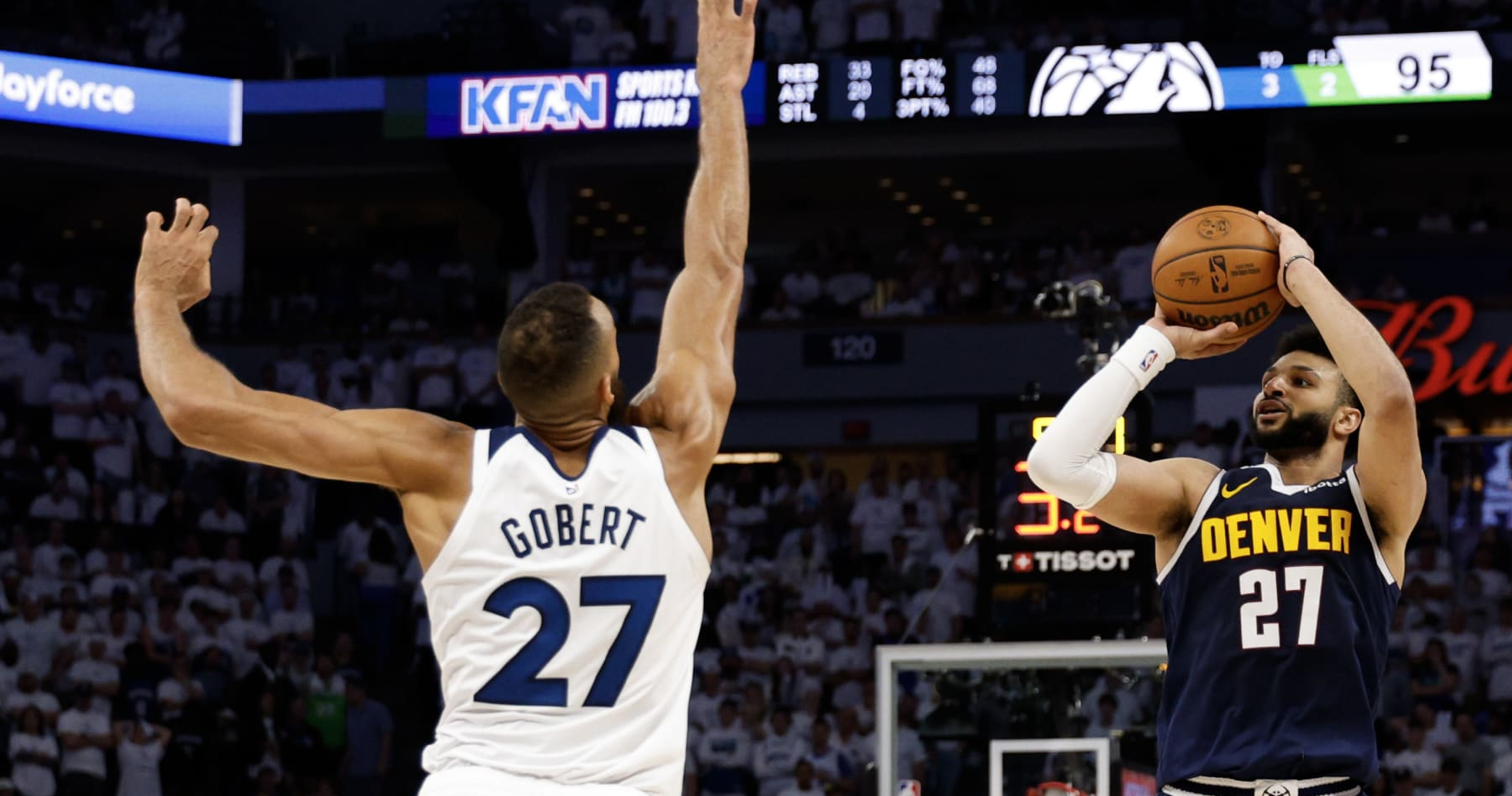 Wolves HC Jokes About Wanting 'Itemized Receipt' amid Rudy Gobert, Jamal Murray Fines