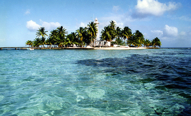 American: Portland – Belize City, Belize. $388 (Basic Economy) / $436 (Regular Economy). Roundtrip, including all Taxes