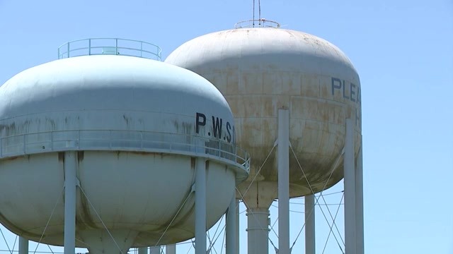 City of Pleasant Hill issues "water restriction emergency"