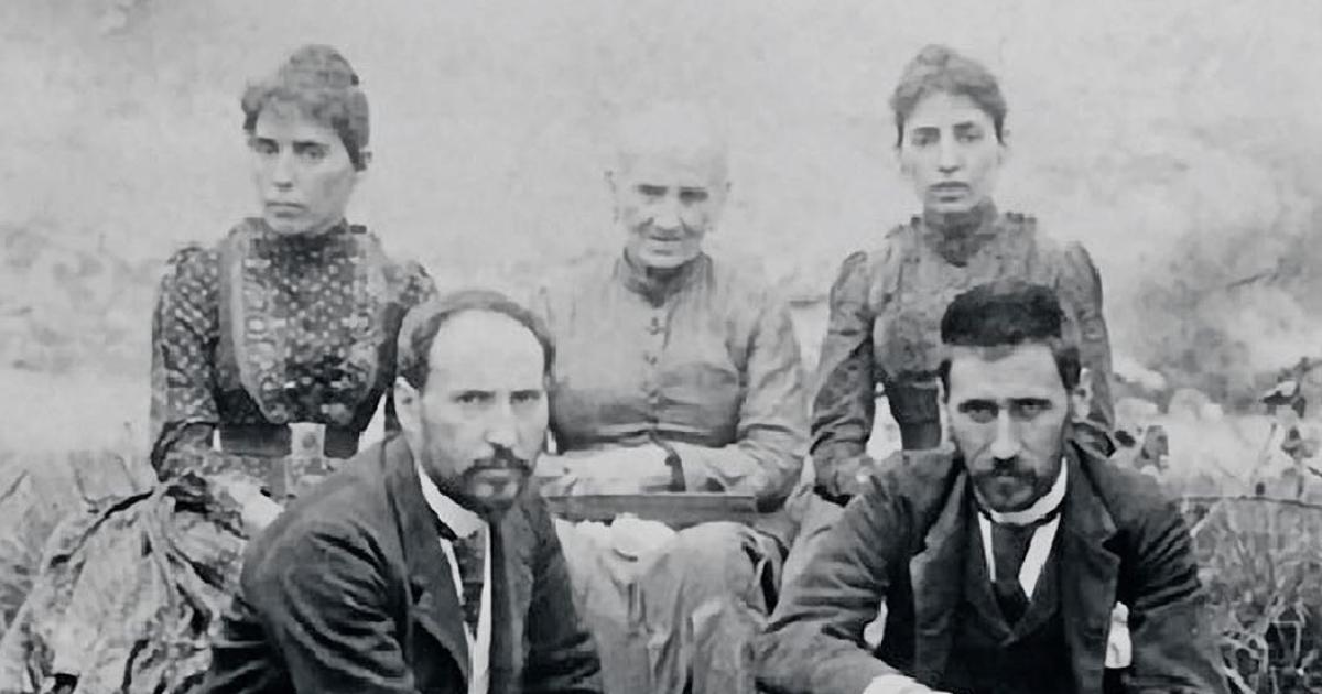 Más allá del premio Nobel Santiago Ramón y Cajal: los otros "Cajal"