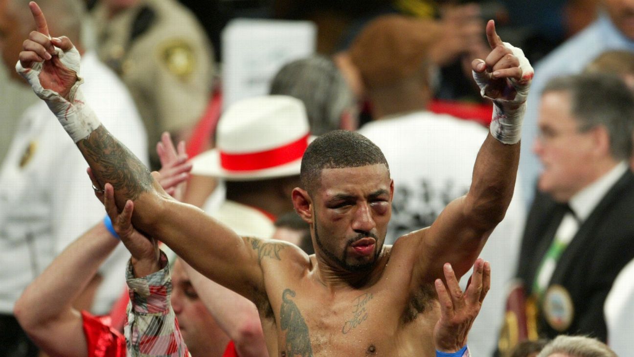 From Corrales to Hatton, meet the fighters going into the International Boxing Hall of Fame