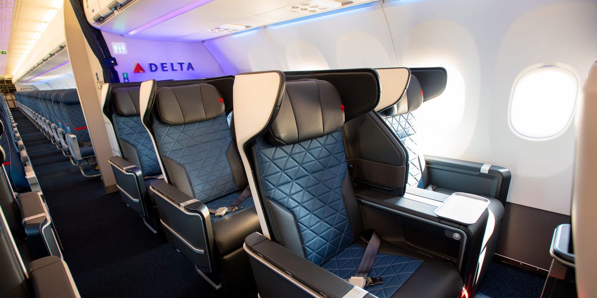 Delta has the best first class and Southwest has the best economy seats — see JD Power's airline rankings