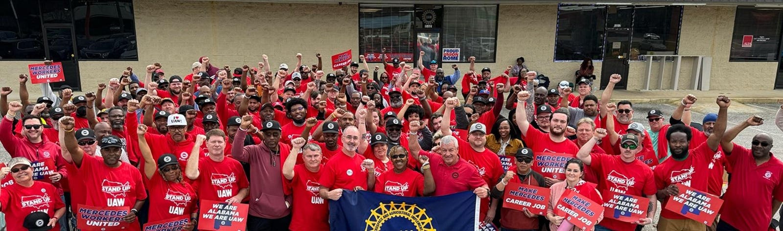Alabama Mercedes-Benz Workers Reject UAW