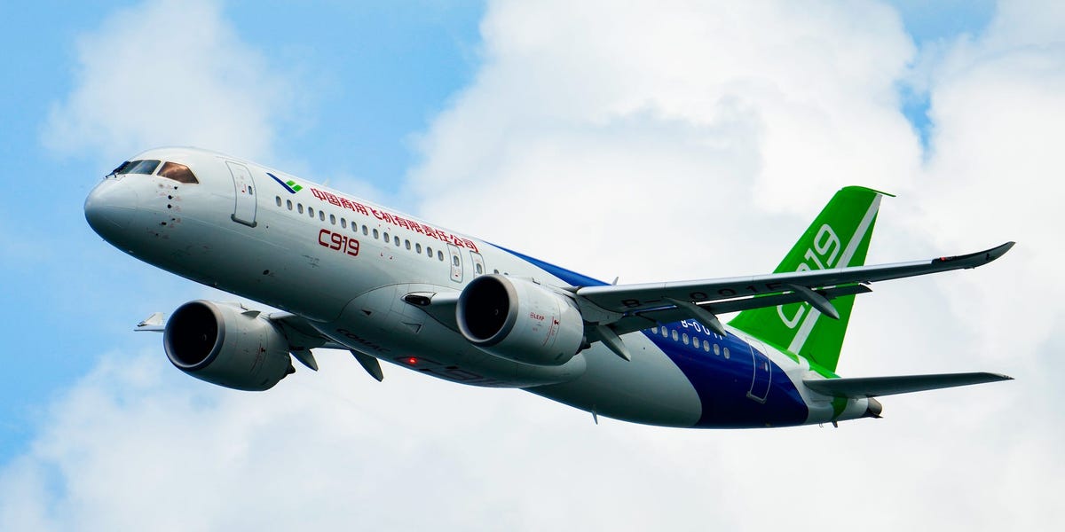 Upstart Chinese planemaker Comac is in talks with Saudi Arabia as it seeks to disrupt the Boeing-Airbus duopoly