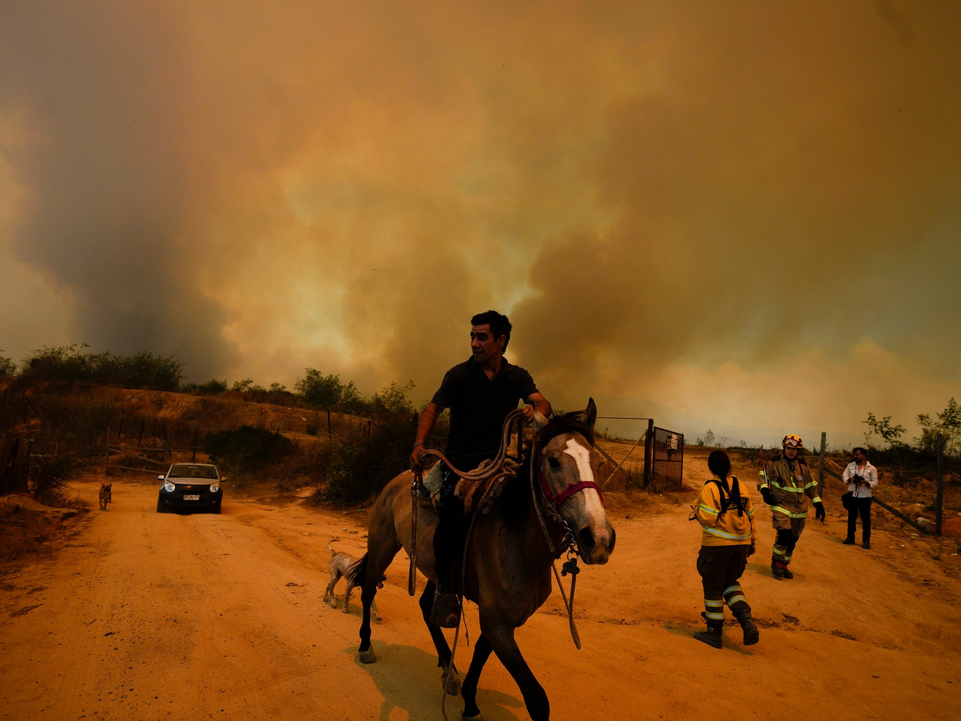 Chile arrests firefighter for allegedly starting deadly blaze in February