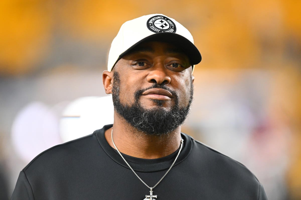 Steelers sign Mike Tomlin, NFL's longest-tenured head coach, to 3-year contract extension