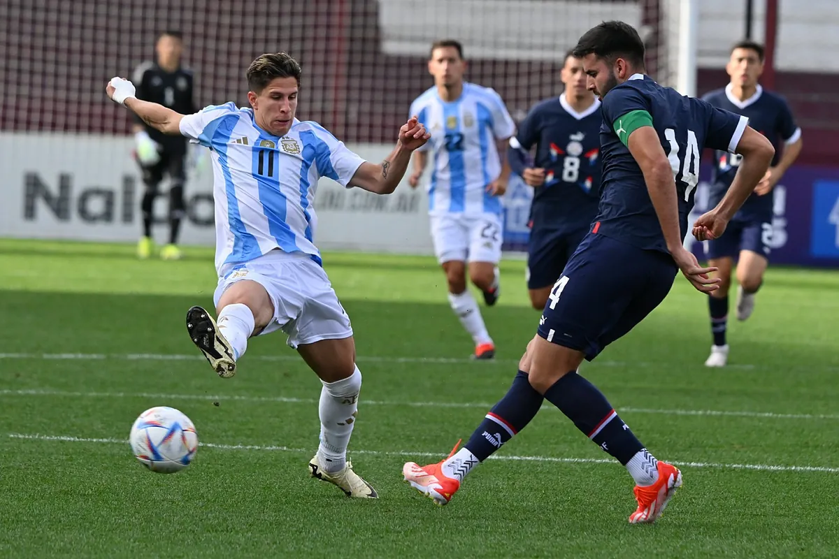 Doblete de Giuliano en su debut con la selección olímpica de Argentina