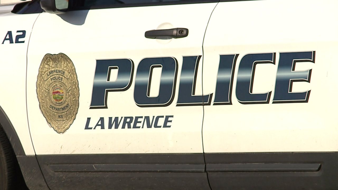 Lawrence police investigating after 17-year-old shot, killed