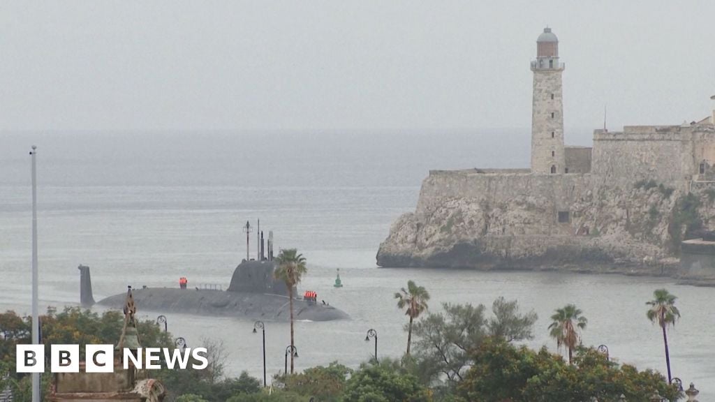 Cuba welcomes Russian military ships to Havana