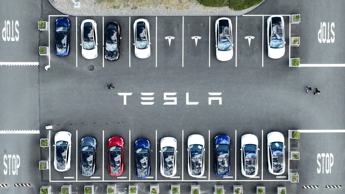 Tesla shareholders are voting for more than just Elon Musk's pay: Follow each proposal