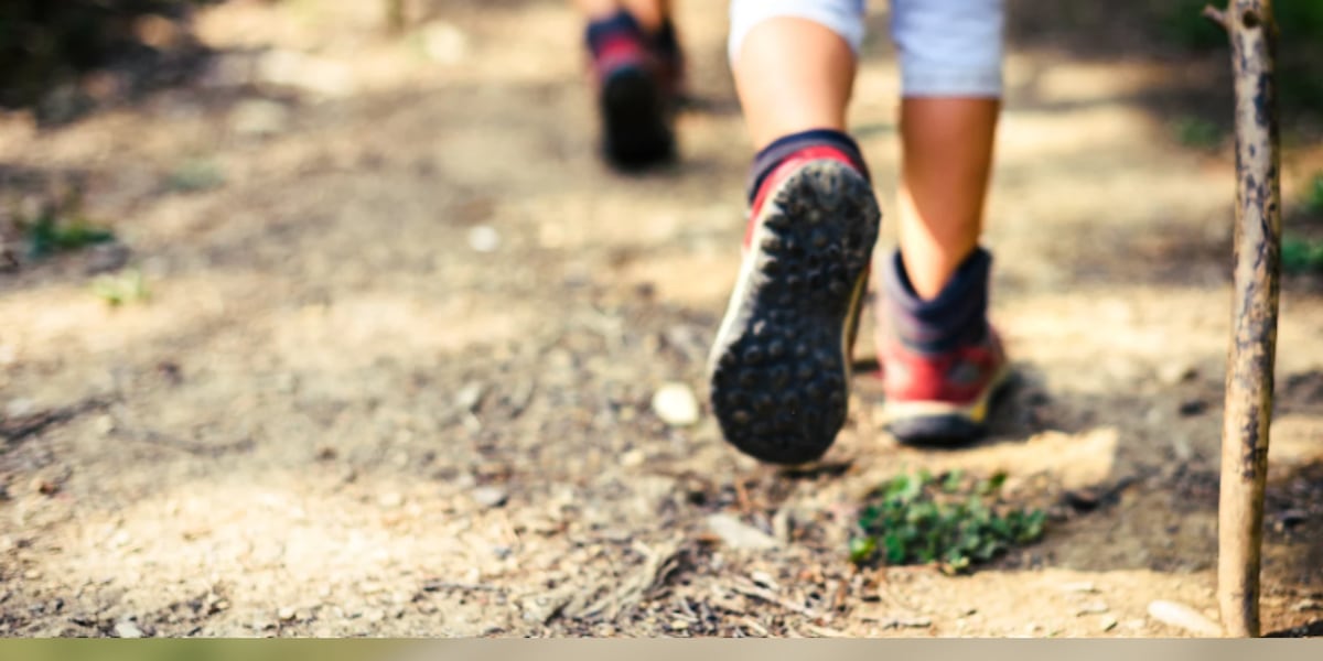 Young kids found walking alone seeking help for their mother who had been shot dead