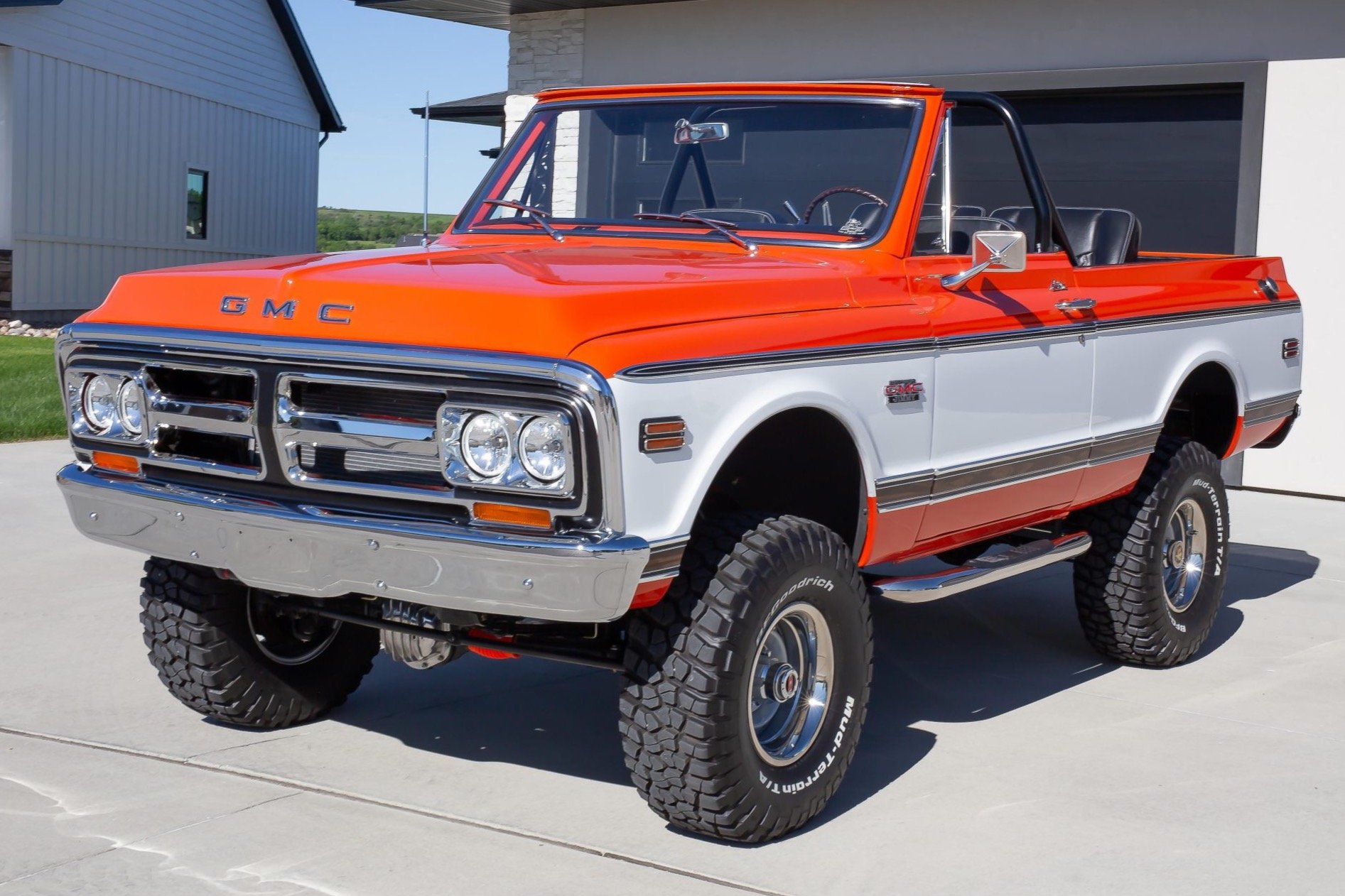 Supercharged 6.0L-Powered 1972 GMC Jimmy 4×4