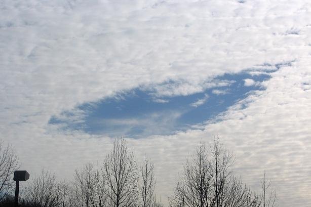 Unusual 'hole punch cloud' spotted over Vermont and New York