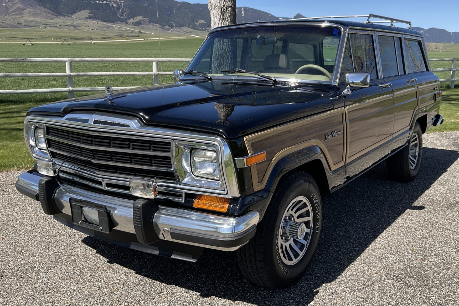 28k-Mile 1990 Jeep Grand Wagoneer