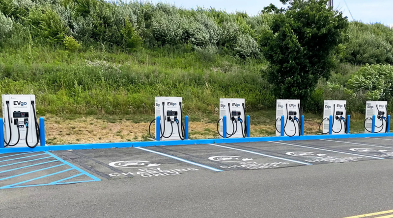 Governor Lamont Announces Phase 1 Conditional Awards for Electric Vehicle Charger Buildout in Connecticut