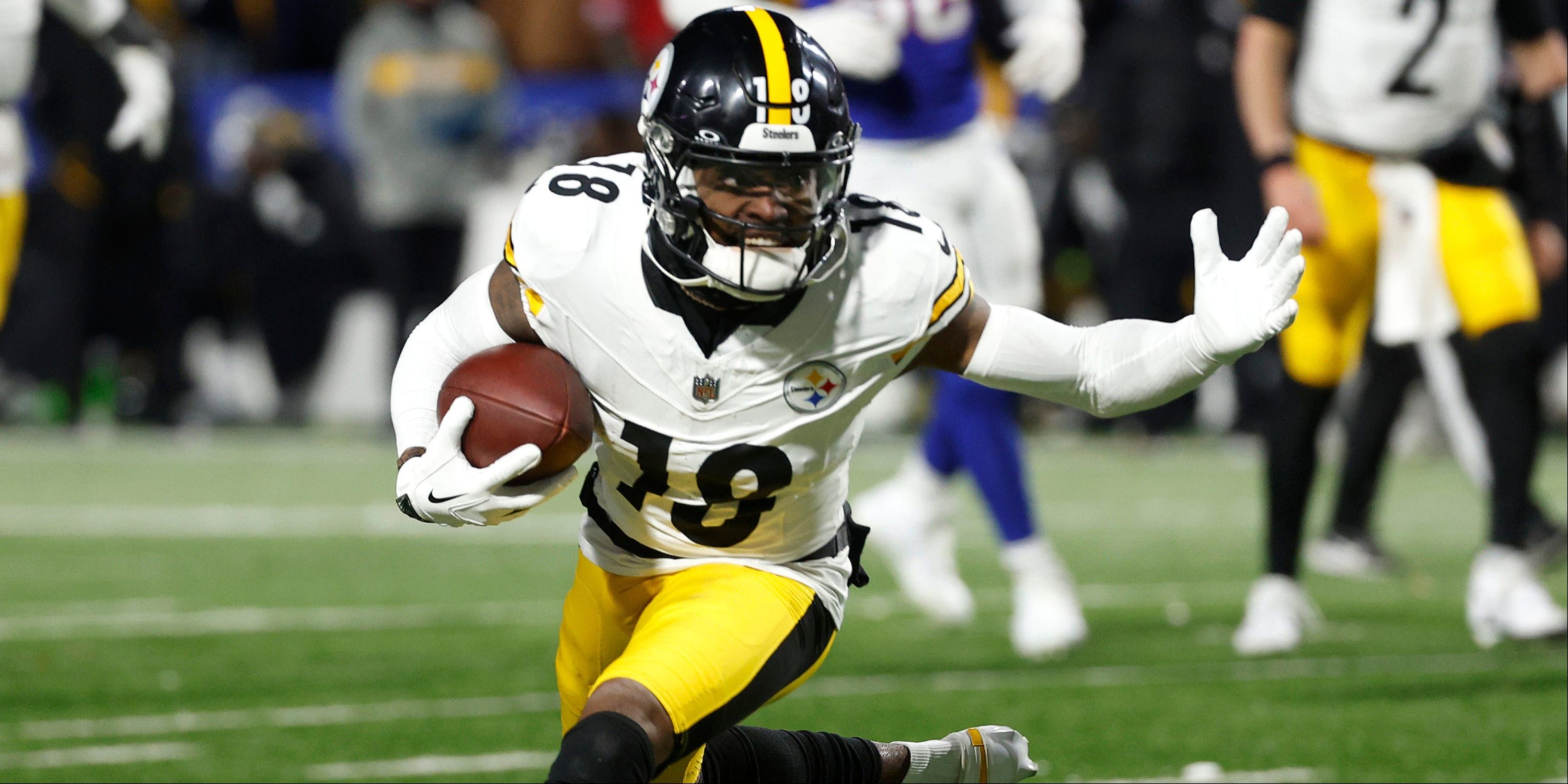 Report: Steelers Traded Diontae Johnson to Panthers Over Immaturity Issues