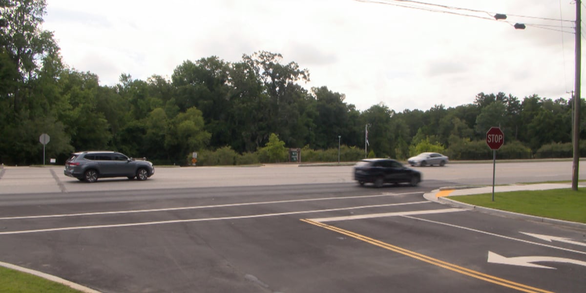 Council, residents push for a stop light on Summerville state road