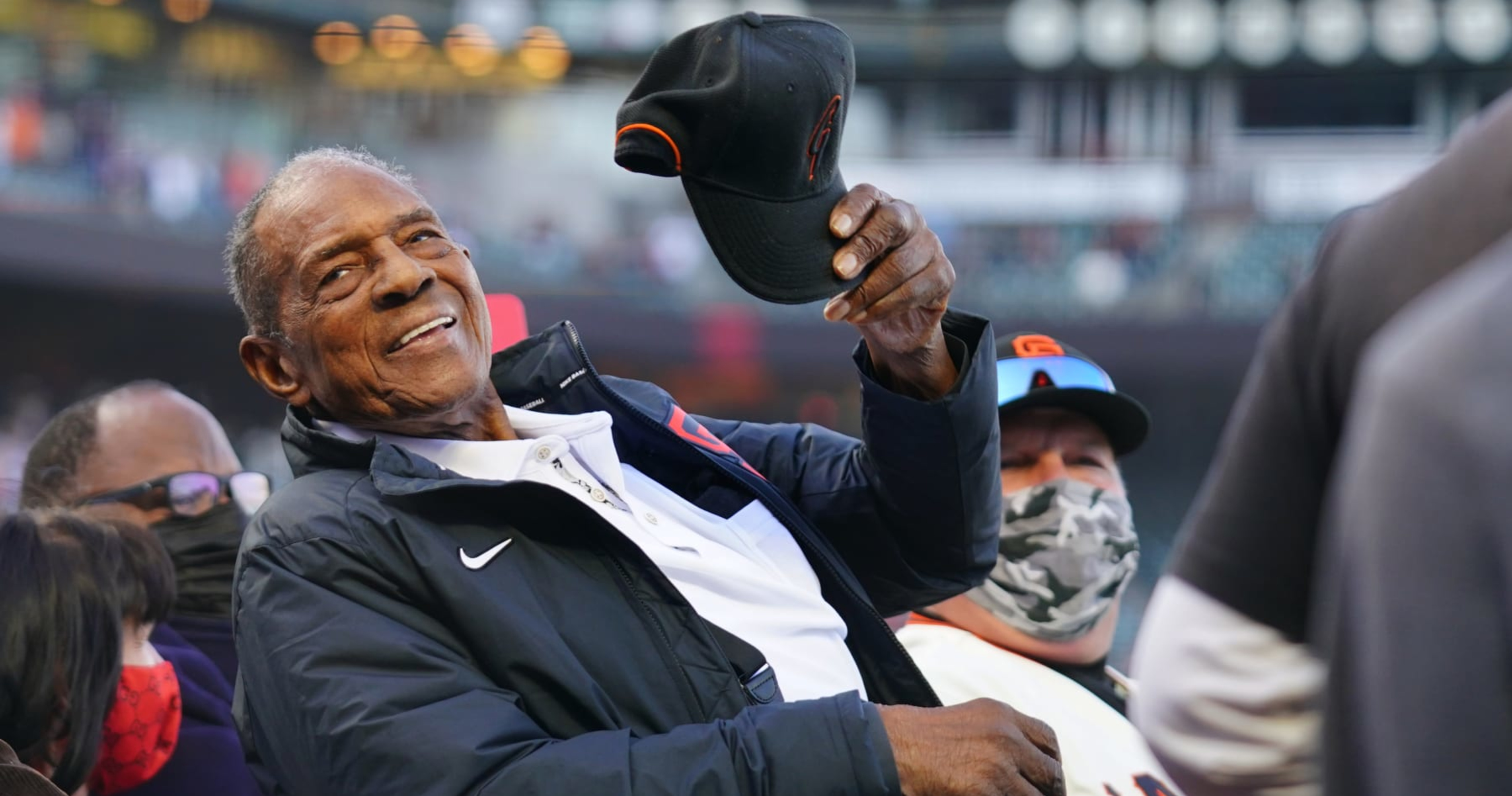 Willie Mays Dies at 93; MLB Hall of Famer Won 2 MVPs, 1954 World Series with Giants