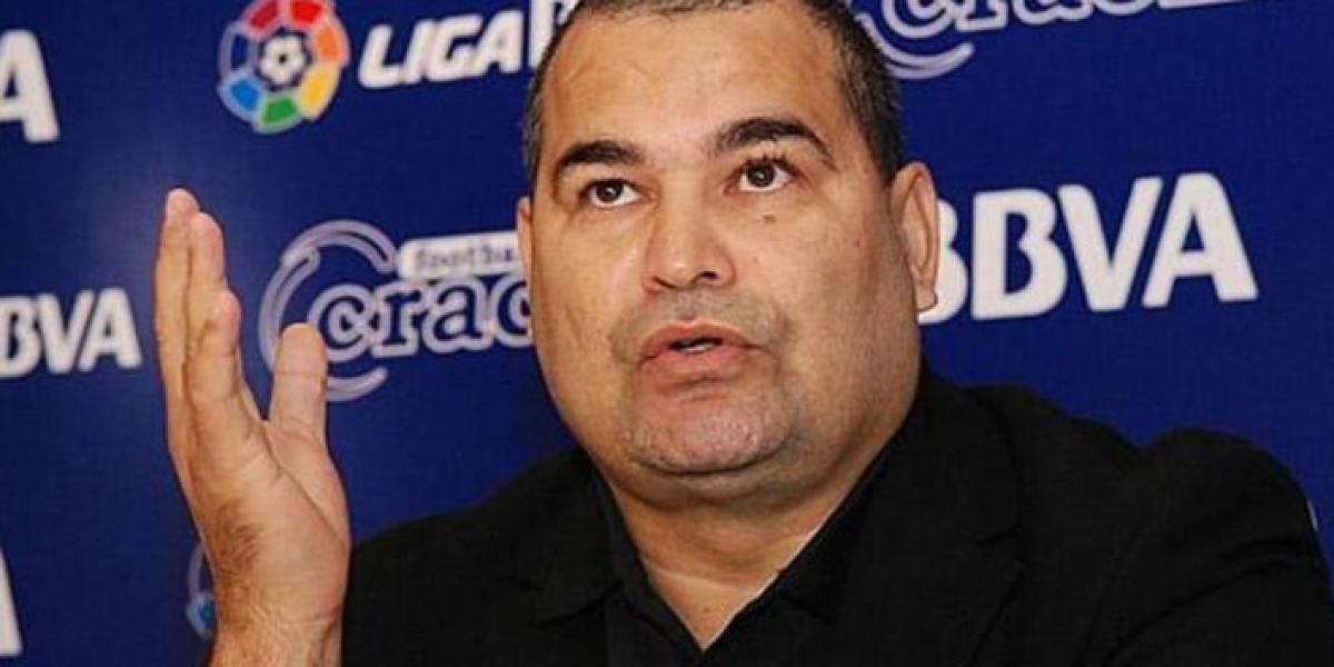 Chilavert carga con dureza contra el seleccionador argentino de Paraguay: "Le queda muy grande"