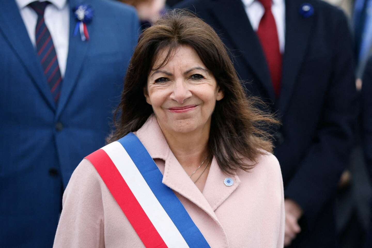 Paris 2024 : Anne Hidalgo annonce qu’elle se baignera dans la Seine la semaine du 15 juillet