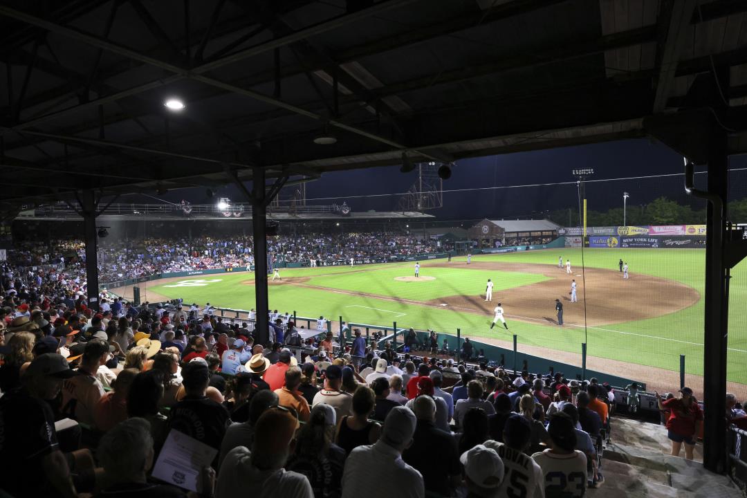 At Rickwood, Reggie Jackson Describes Enduring Racism