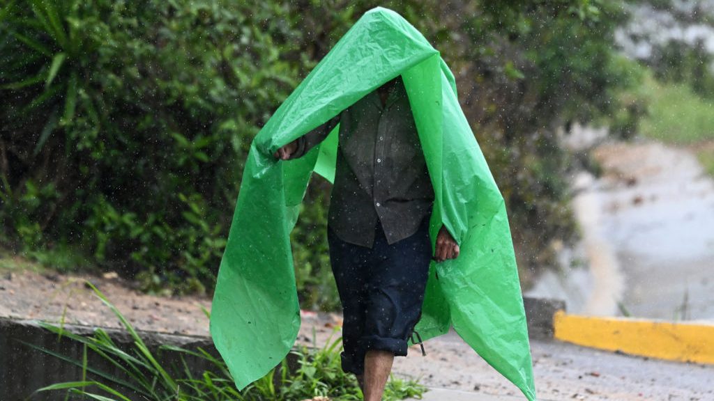 Lluvias dejan al menos 30 muertos y miles de damnificados en Centroamérica