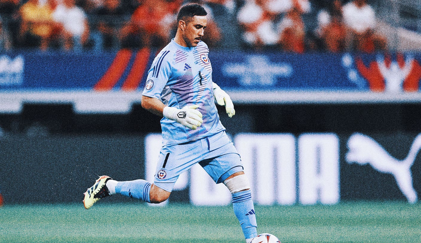 Claudio Bravo makes 4 saves in historic start for Chile, plays Peru to a scoreless draw in Copa América