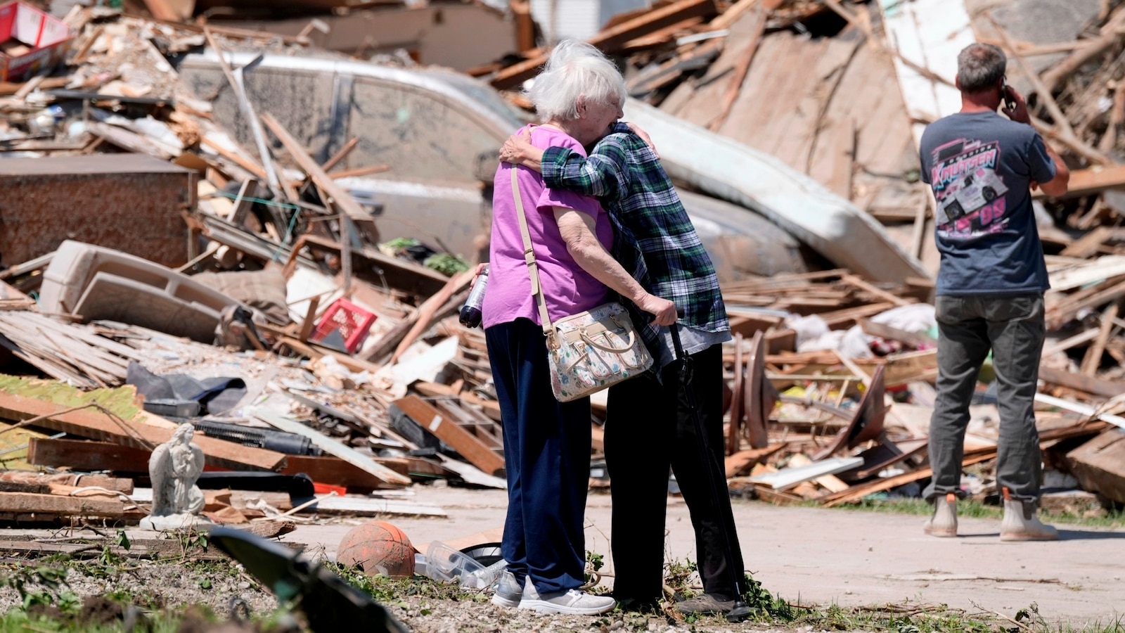 Severe weather onslaught continues as big storms threaten holiday travel