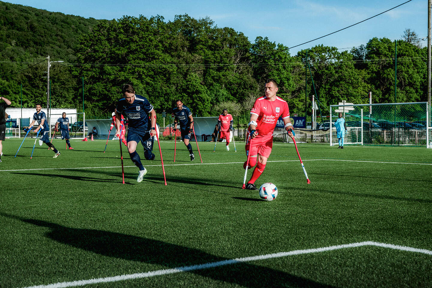 Le foot, planche de salut des accidentés de la vie