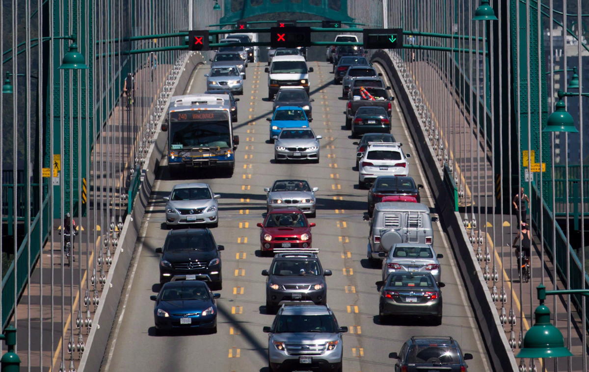 Gas prices in Canada fall, with double-digit drop in Vancouver