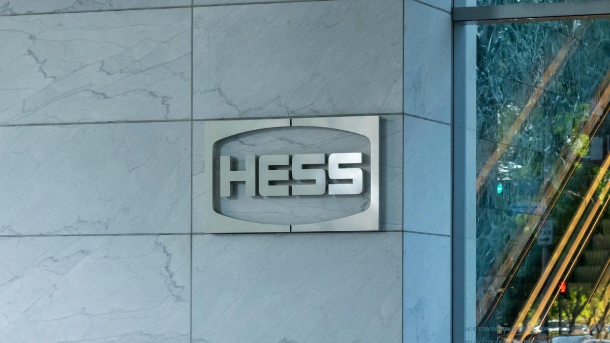 Hess shareholders approve $53bn merger with Chevron