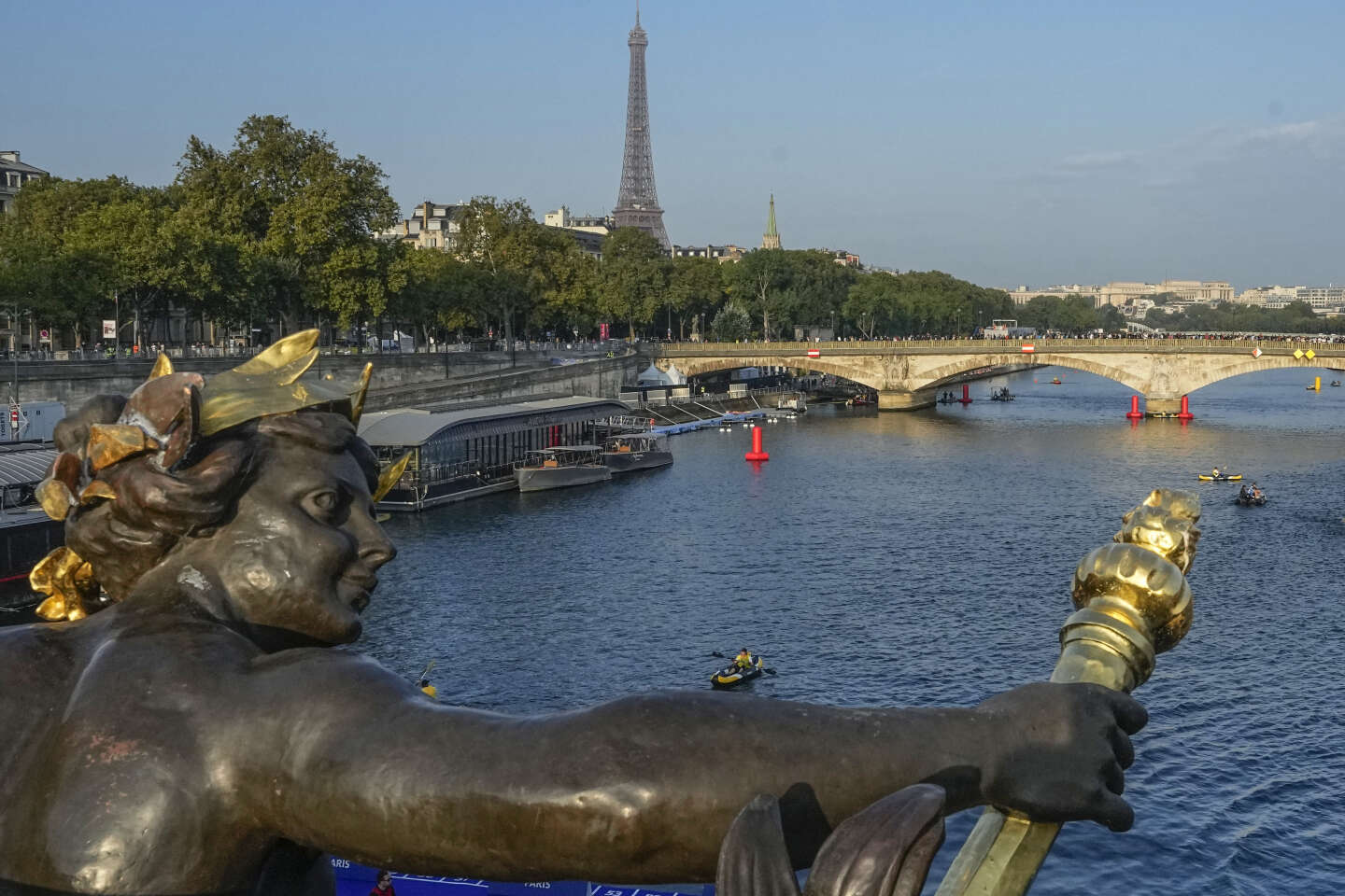 Paris 2024 : la qualité de l’eau de la Seine insuffisante pour l’équipe de France de natation marathon