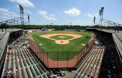 A tribute to the Negro leagues at Rickwood Field comes with somber undertone