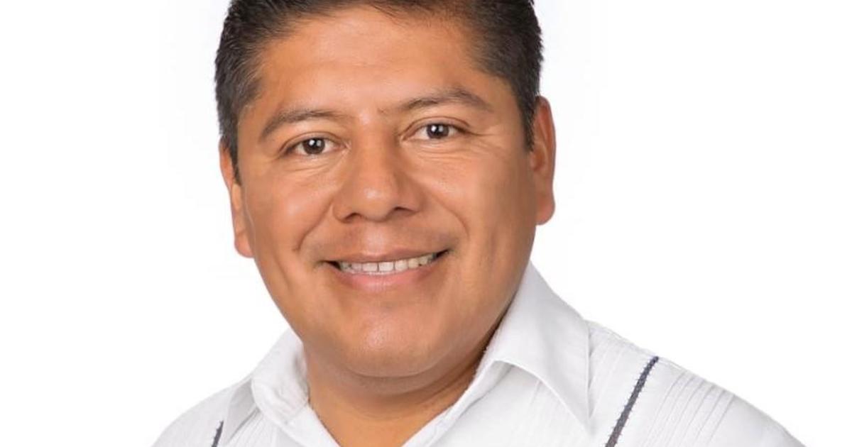 Mayor found murdered in back of van days after politician assassinated in same region of Mexico
