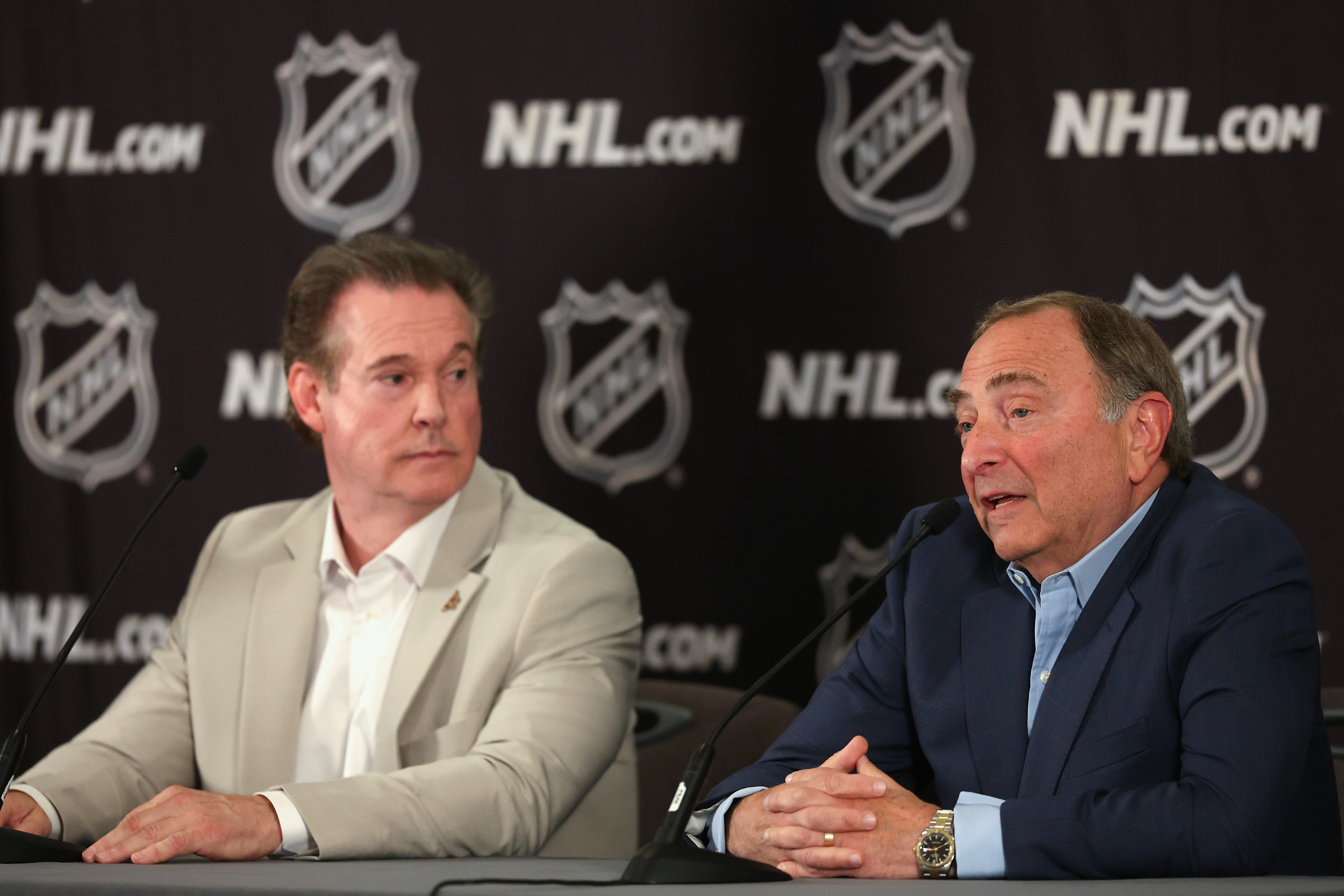 NHL News: Arizona Coyotes Owner Won't Pursue New Expansion Team, Per Report